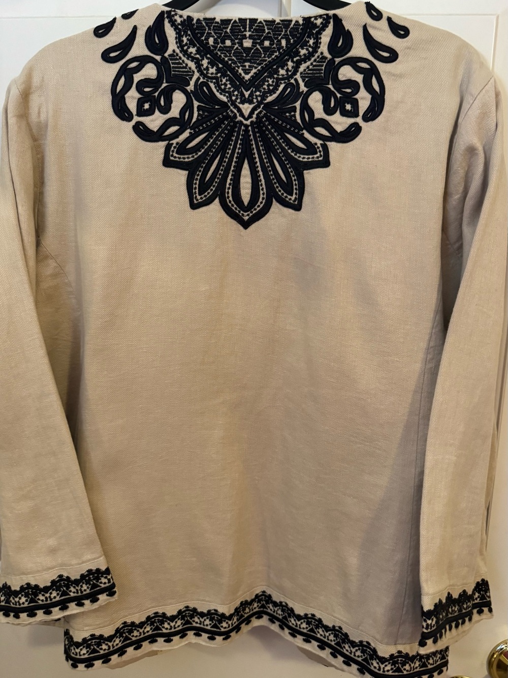 Chico's Jacket 100% Linen Tan Open Jacket with Black Embroidery Chicos Size 3 - Picture 11 of 15